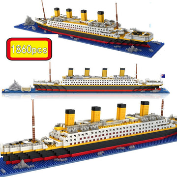 Titanic cruise ship model boat