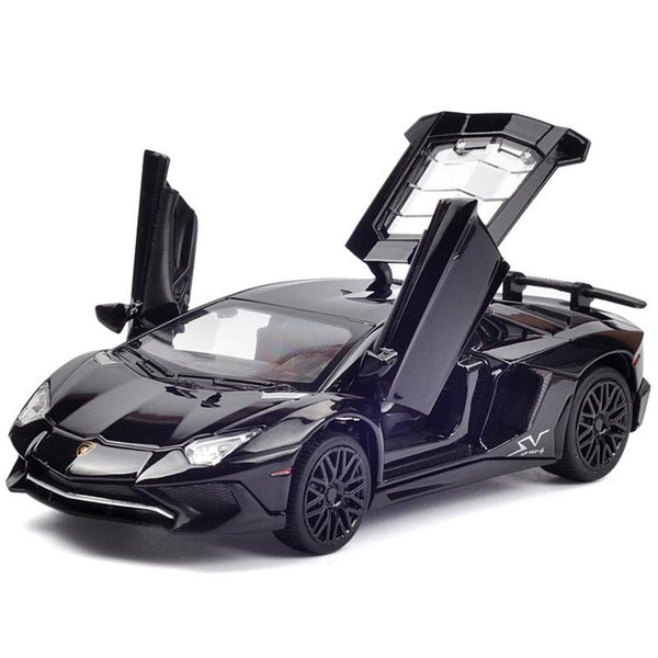 Lamborghini Aventador Model Car